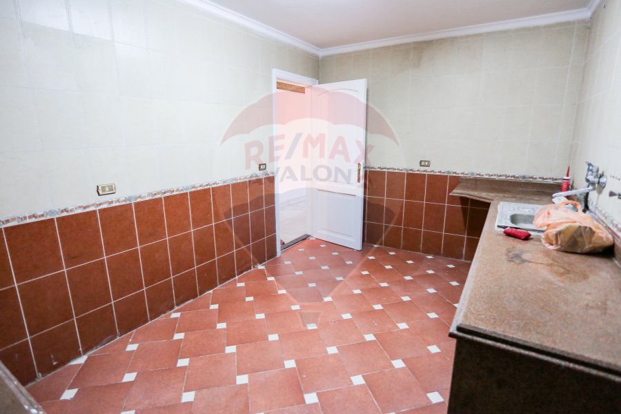 Administrative unit For Rent 255 m Smouha (Kamal El Din Salah Street)