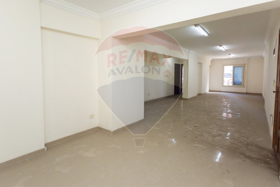 Administrative unit for sale 162 m Ibrahimia (Abo qir St.)
