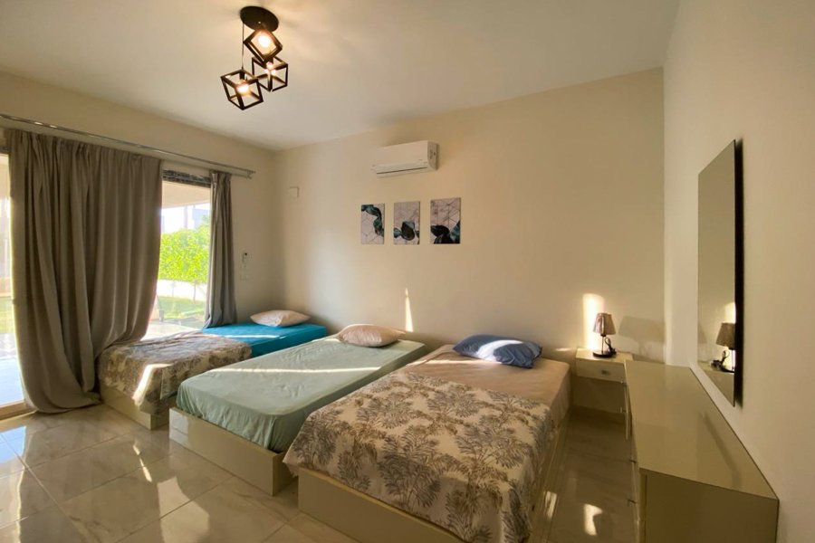 Ground chalet with garden for sale (Hacienda Bay - Sidi Abdel Rahman) 165 m