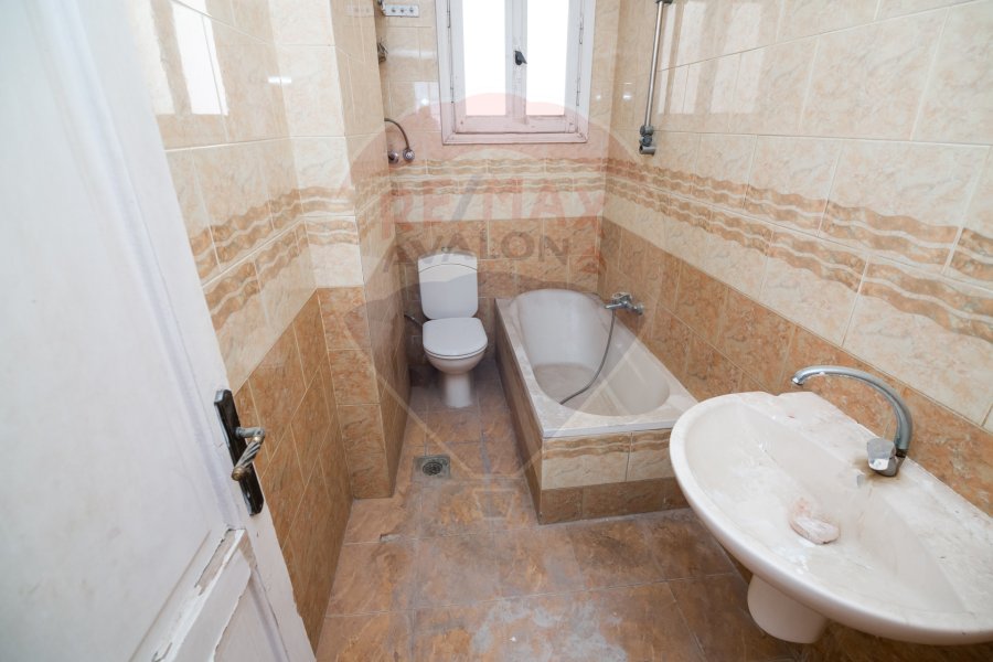Apartment for sale 300 m Louran (in front of Shaarawy St.)