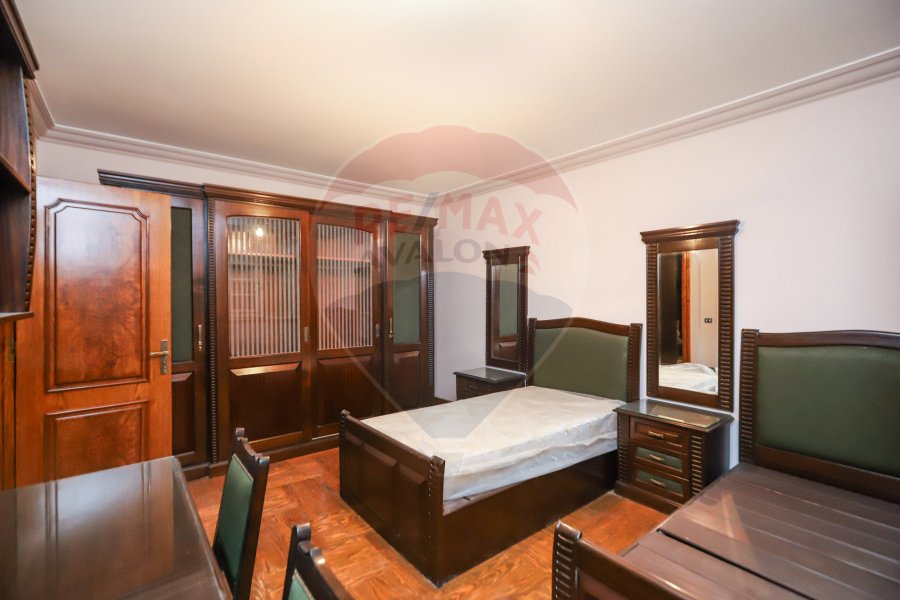 Apartment For Sale 315m Kafr Abdou (Amir El-Bahar St.)