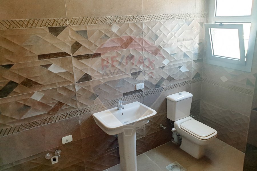 Apartment For Rent 195 m Roushdy (Abo Qer st.)