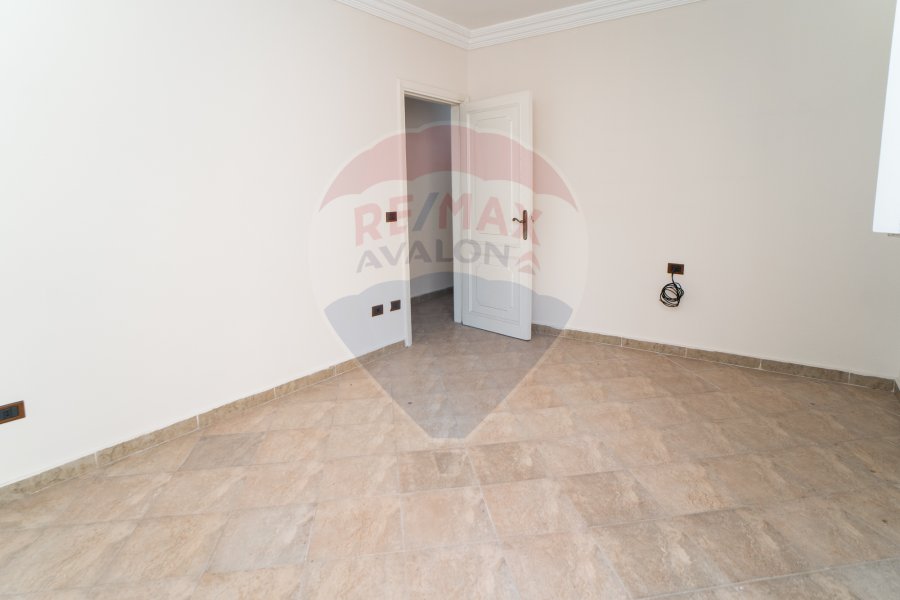 Apartment For Sale 170 m ElSaraya(Steps from the sea