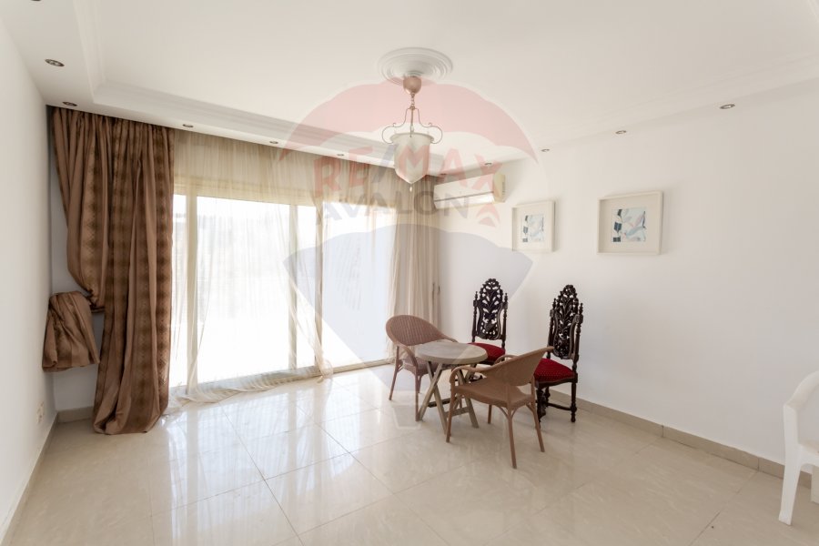 Twin House Villa for sale 450 m Alexwest (Antoniades phase)