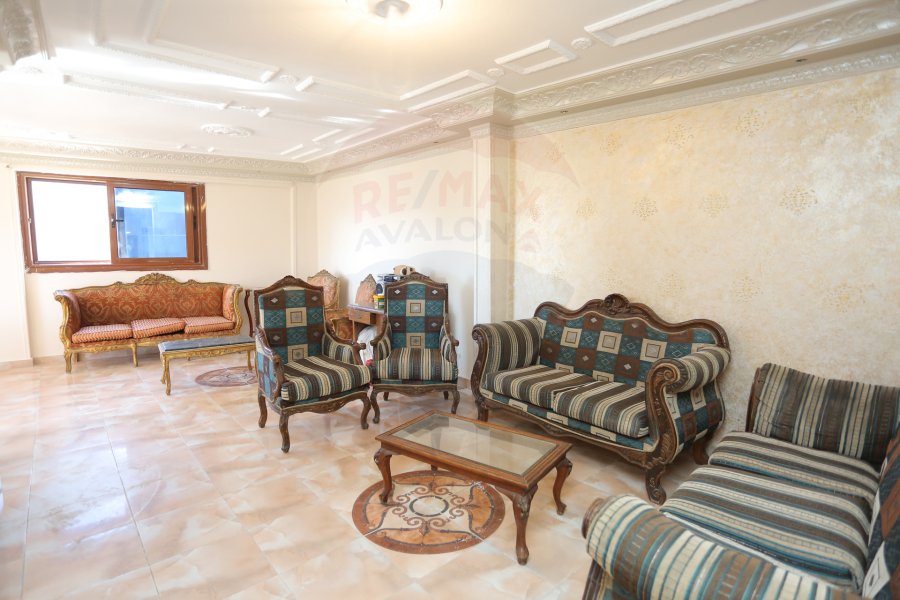 Apartment For Sale 280 m Janacklees (Saeed Zo Elfaqqar St.)