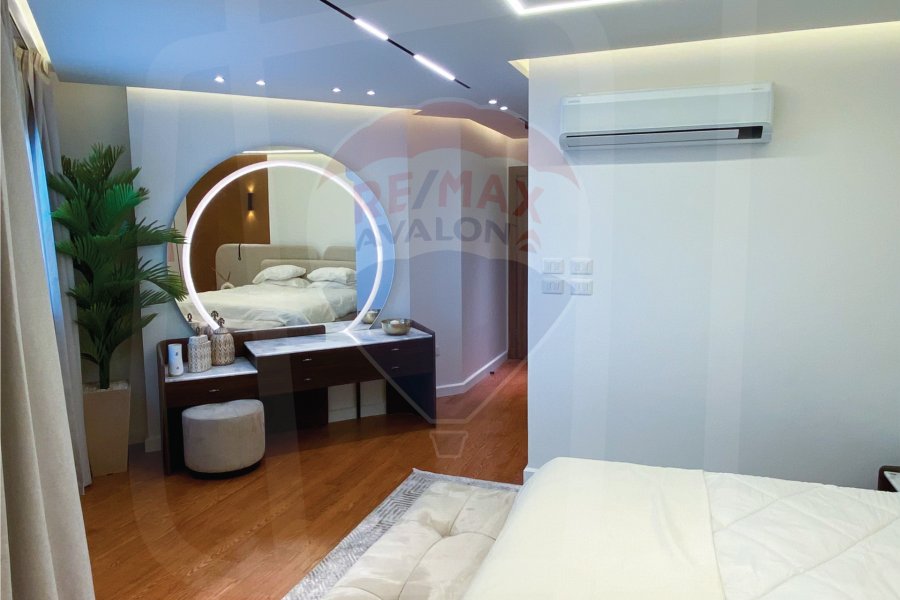 Sky Villa for sale 276 m (Skyline)