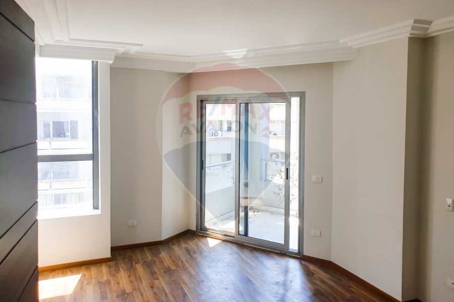 Apartment For Rent 195 m Roushdy (Abo Qer st.)