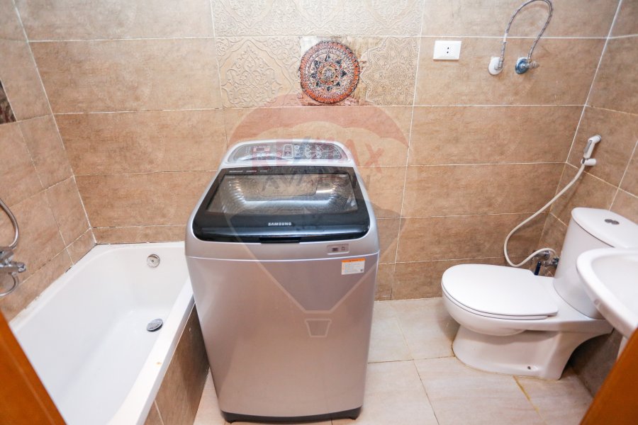 Apartment For Sale 320 m Sporting (Steps From Abo Qer St.)