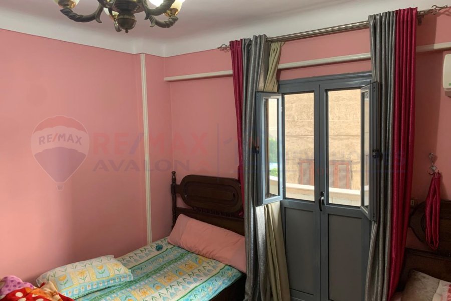 Apartment for sale 220 m Al-Wezara (Abu Qir st.) -