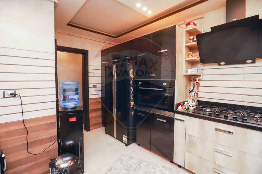 Apartment for sale 240 m kafar abdo (Asmaaliaa st )