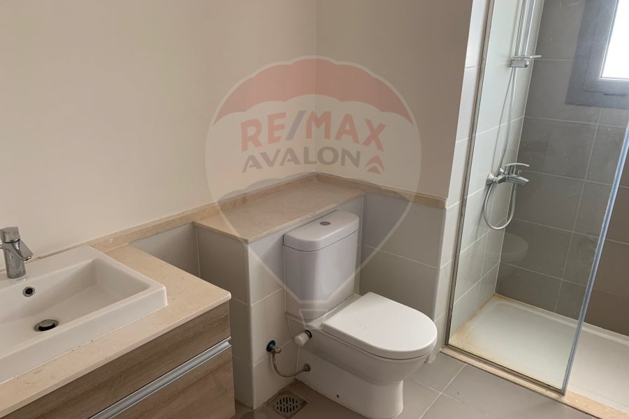 Studio for sale (Marassi - Marina 2) 78 m