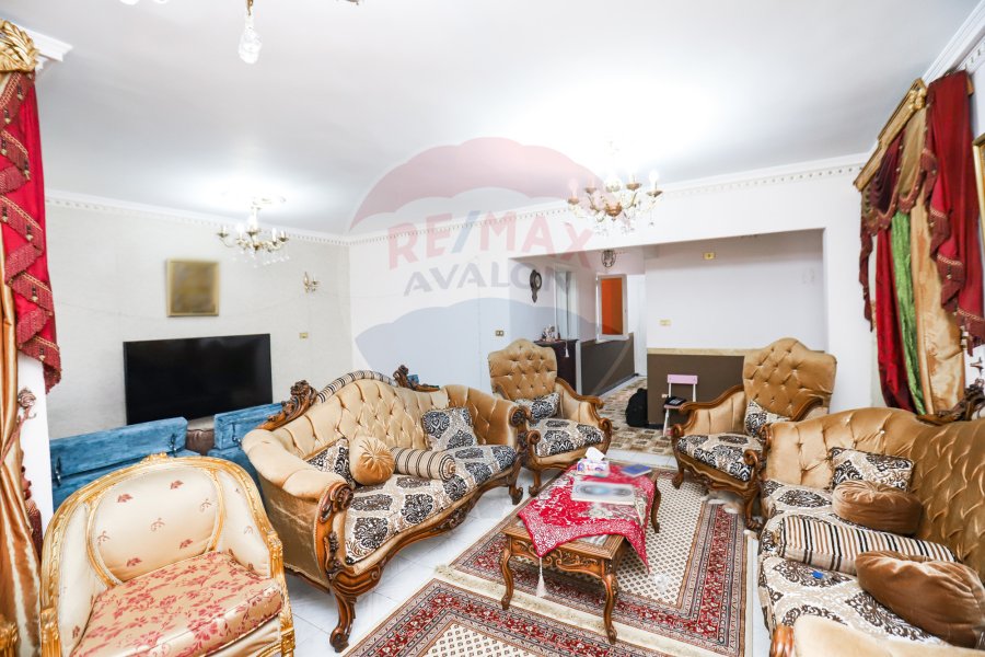 Apartment for sale 180 m Cleopatra ( Second Num from the Sea )