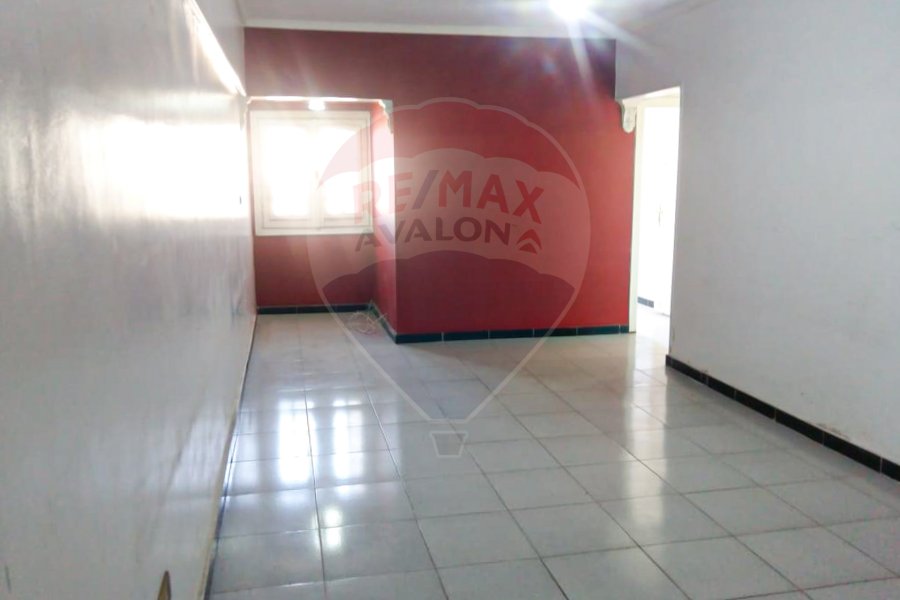 Apartment for sale 80 m Seyouf (ELmadina el francia - Mostafa Kamel St.)