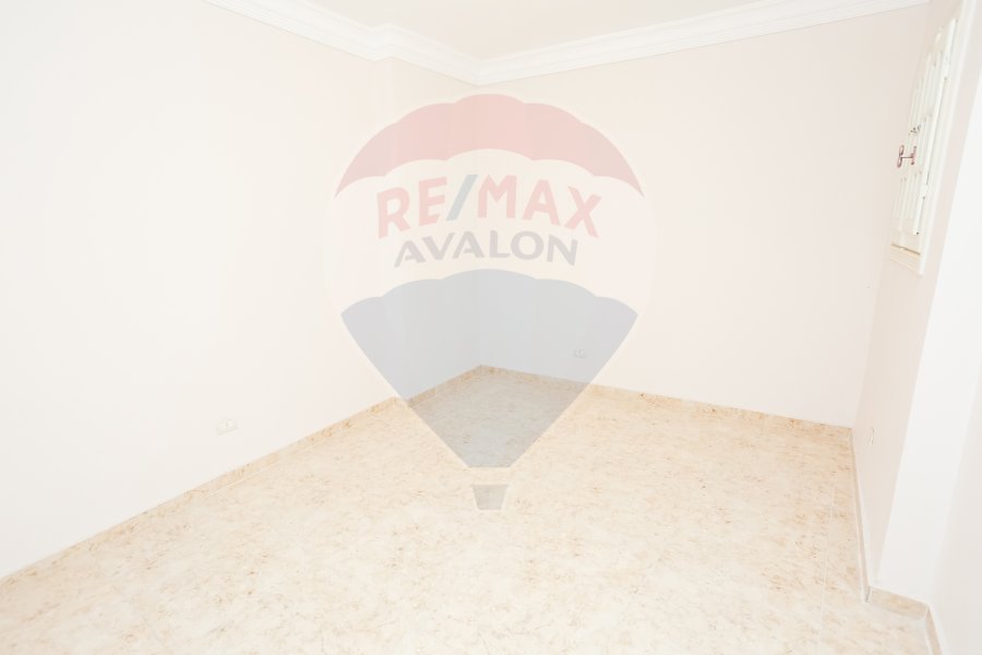 Apartment for Sale 140 m Fleming ( Ahmed Tawfiq St.)