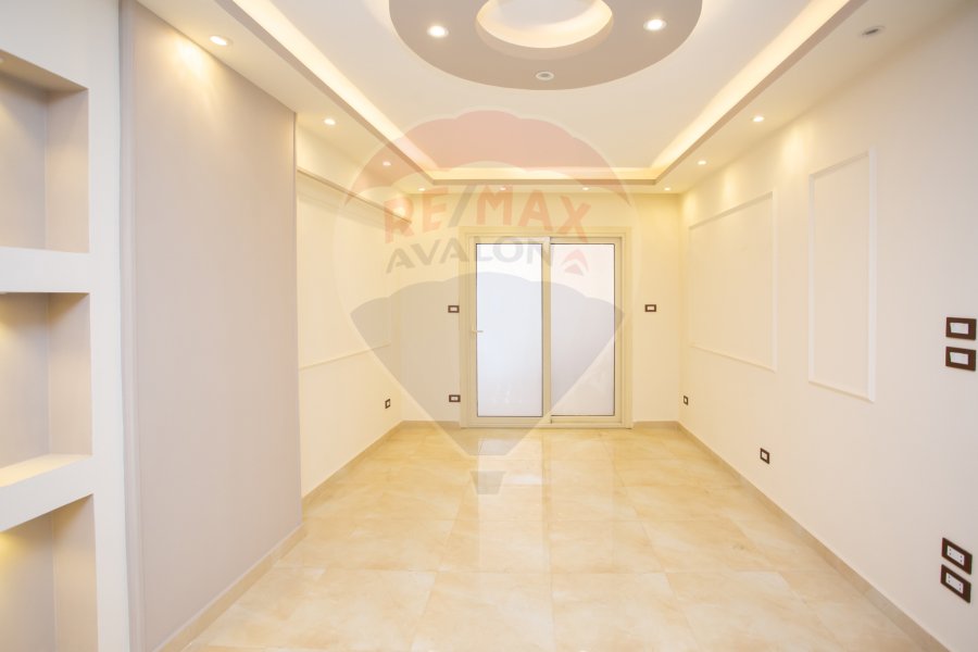 Apartment for sale 195 m Kafr Abda (Amir El Bahar St.)