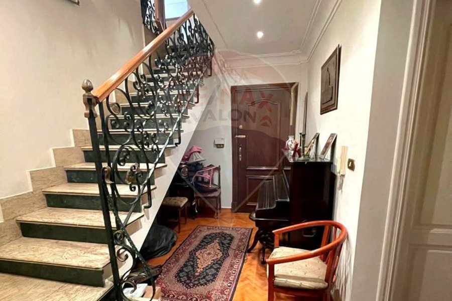 Duplex apartment for sale 270 m Louran (Ezz El Arab St.)