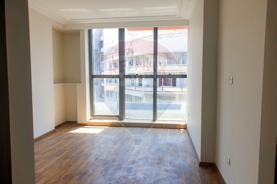 Apartment For Rent 195 m Roushdy (Abo Qer st.)