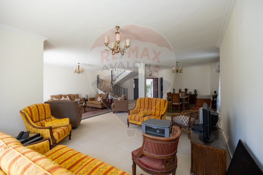 Twin house villa for sale, 420 m, King Mariout (Alex West - Antoniadis area)