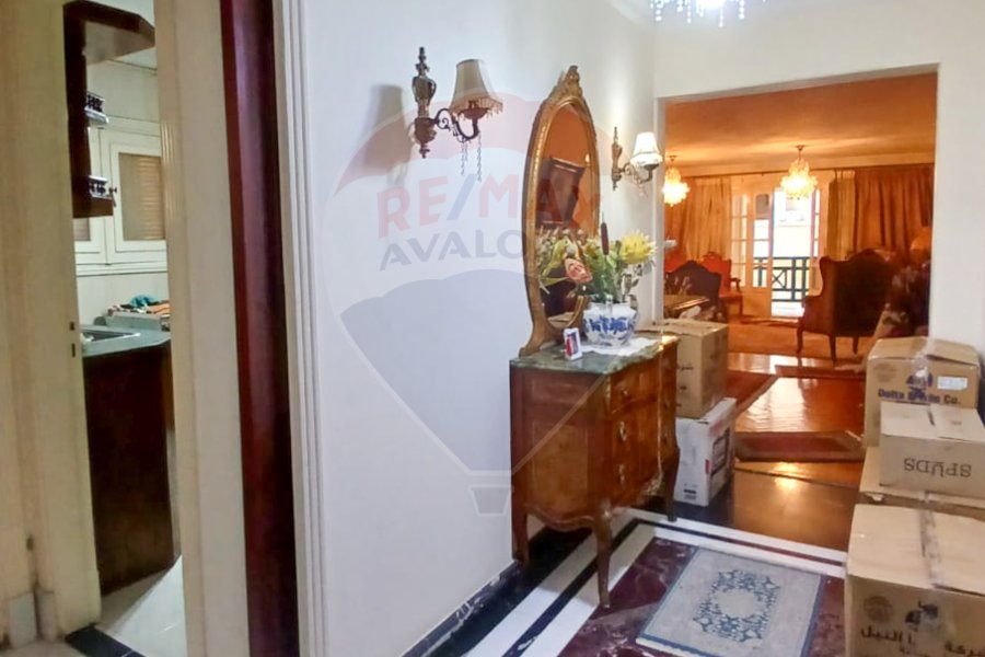 Apartment for sale 180 m Roushdy (Near Kheir Zaman)