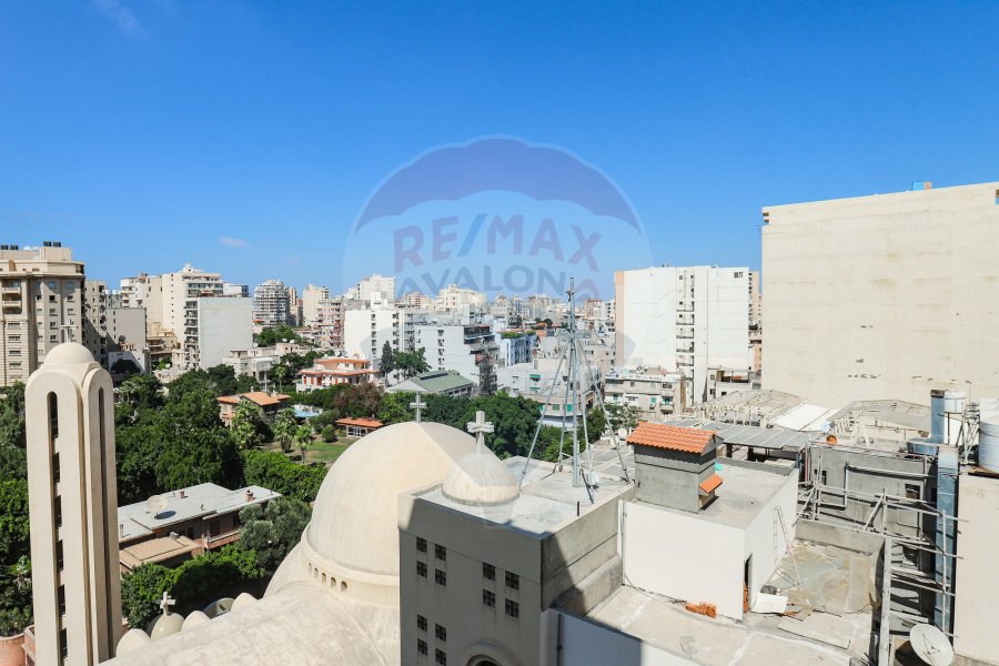 Apartment for sale 151 m Kafr Abdo (Steps from Saint-Jenny Square)
