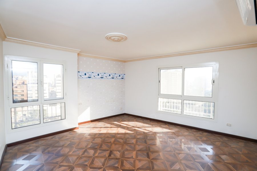 Apartment for sale 297 m Alshatby (in front of AlShlalat park)