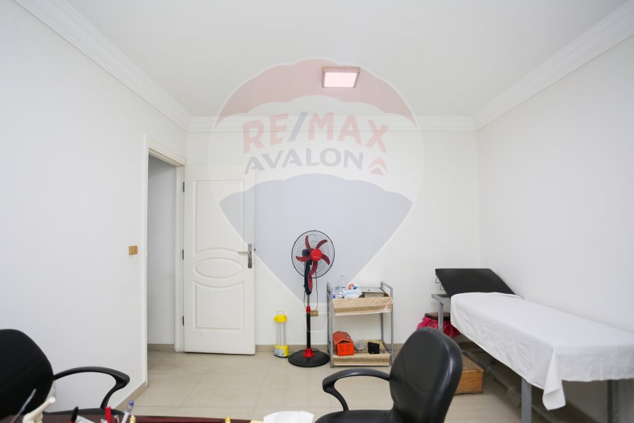 Administrative apartment for sale 55 m Roushdy (Directly on tram)