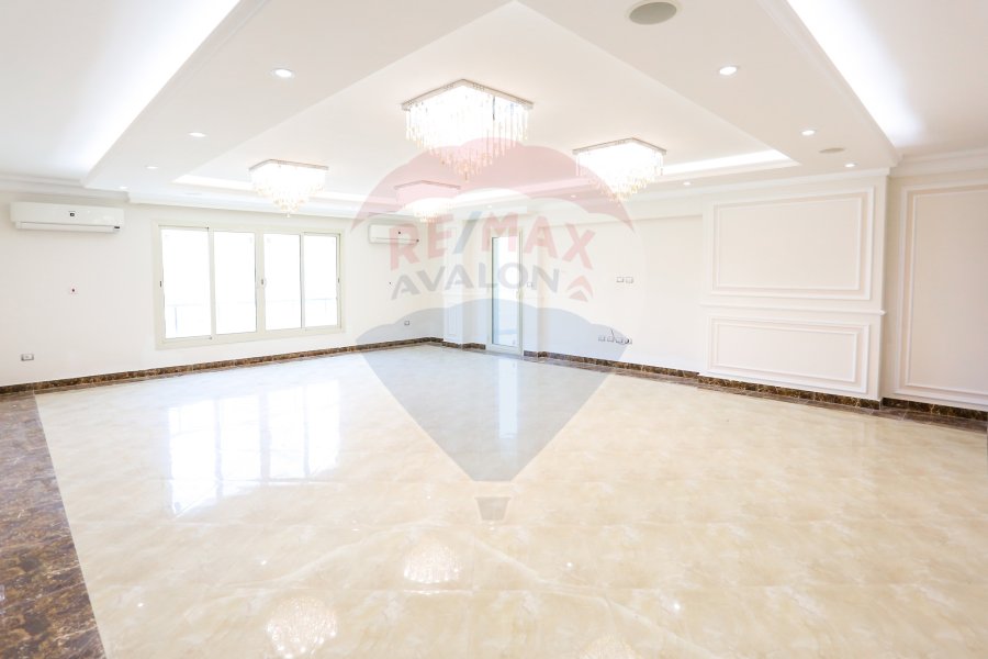 Apartment for Sale 526 m smouha (antonides compound)