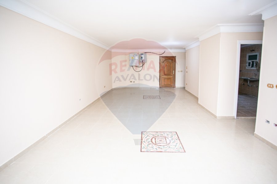 Administrative Unite for rent 235 m Stanly (Branshed from the Sea)