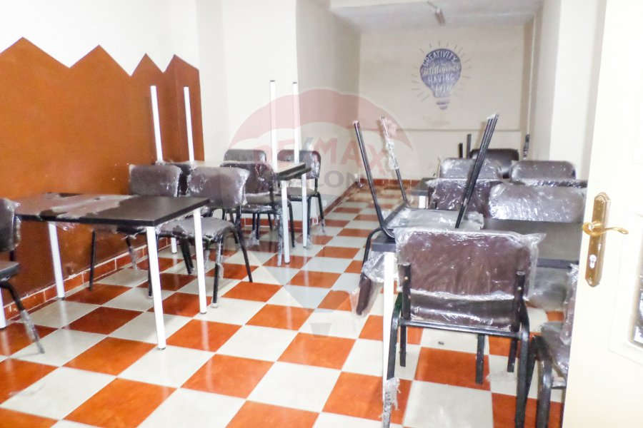 شقة إدارى للايجار 180 م كليوباترا (على البحرمباشرة)