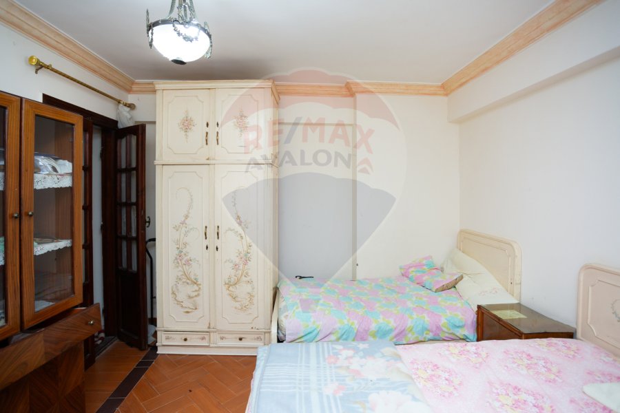Apartment for sale 200 m Louran (2nd no. from Abu Qir St.)