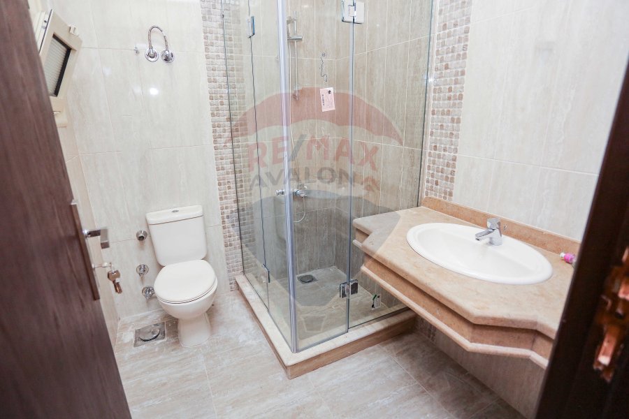 Apartment for sale 255 m Smouha (Fawzy Moaz main street)