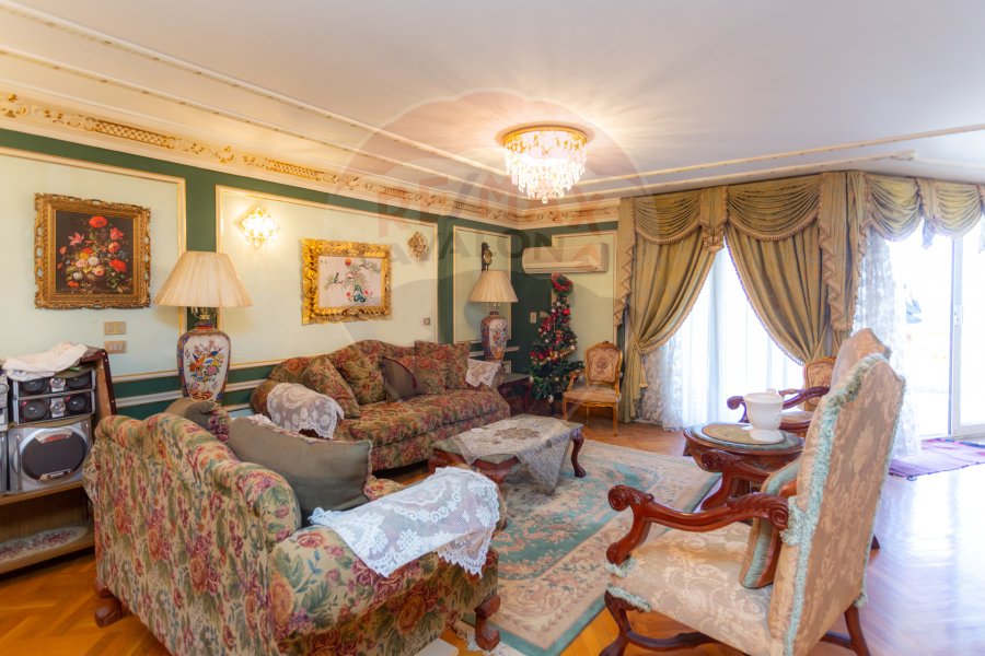 Apartment for sale 319 m Zezinia (Directly on the sea)