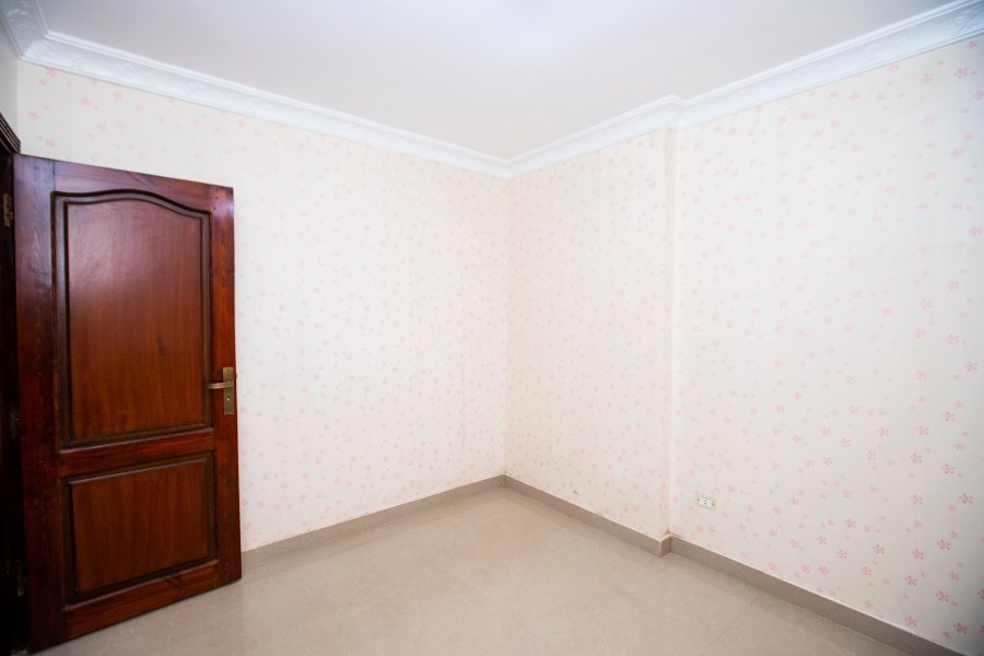 Apartment for sale 130 m Louran(Steps From elIkbal St.,el Ahly Bank )