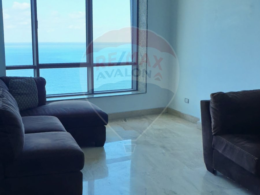 Apartment for rent 182 m Stanly (Directly on the sea-Brand building)