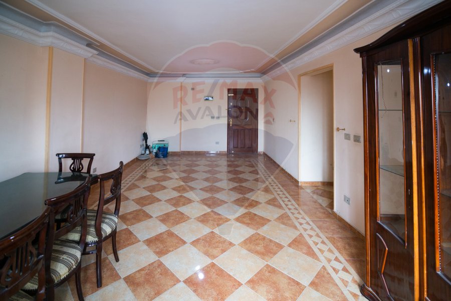 Apartment for sale 150 m Al Asafra (Gamal Abdel Nasser St. - behind Al Sharif Markets)