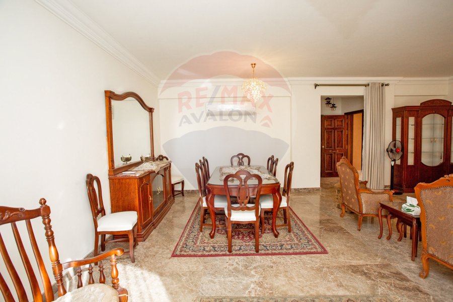 توين هاوس للإيجار 270 م الكينج مريوط (  چيوار )