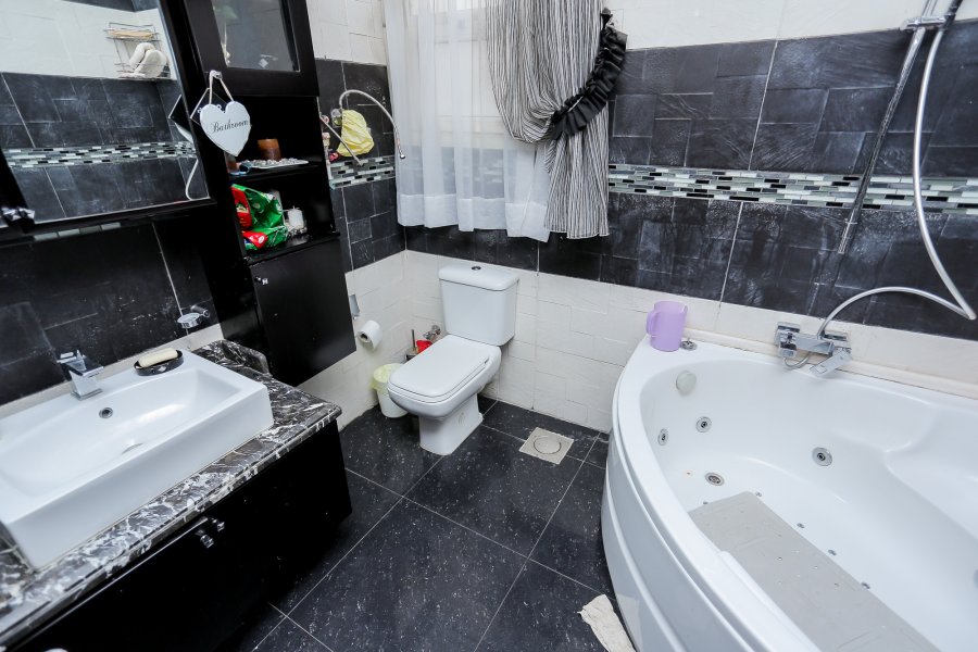 Apartment for sale 192 Roushdi (No 2 from Tram St)