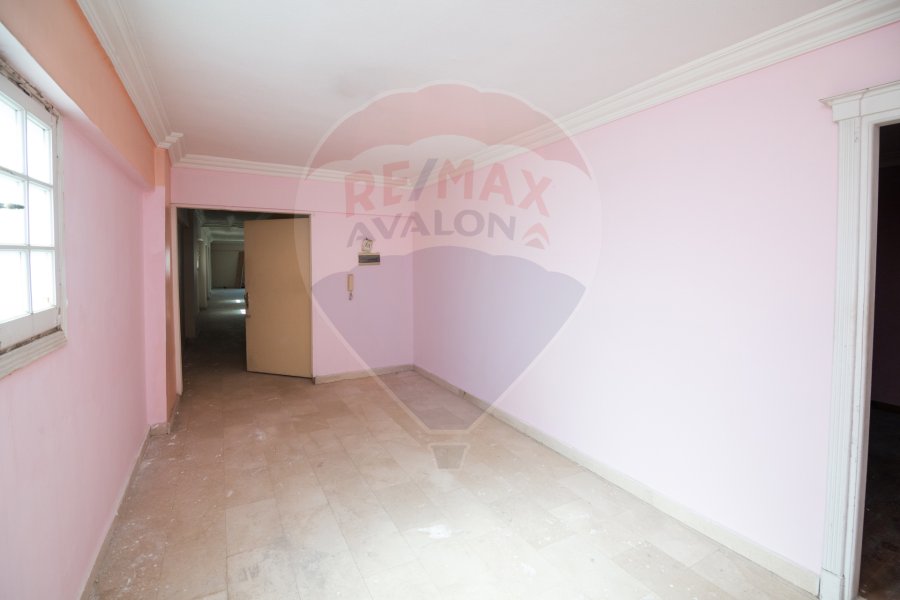 Apartment for sale 300 m Louran (in front of Shaarawy St.)