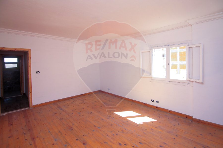 Apartment for sale 264 m Glim (Rasmy Pasha St.)