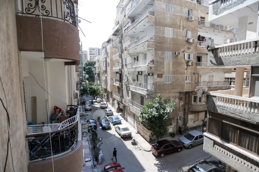 شقة للبيع 175م لوران ( متفرع من الأقبال - خطوات من البحر والترام )