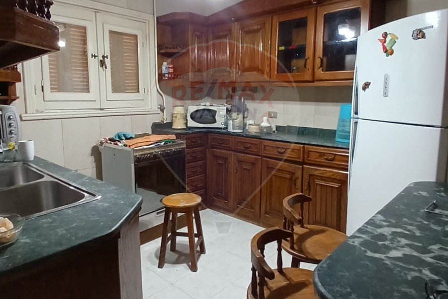 Apartment for sale 180 m Roushdy (Near Kheir Zaman)