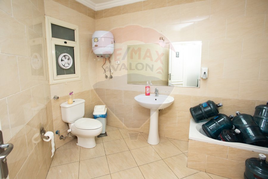 Apartment for sale 175 m Smouha (Golden Square) suitable for residintial and administrative