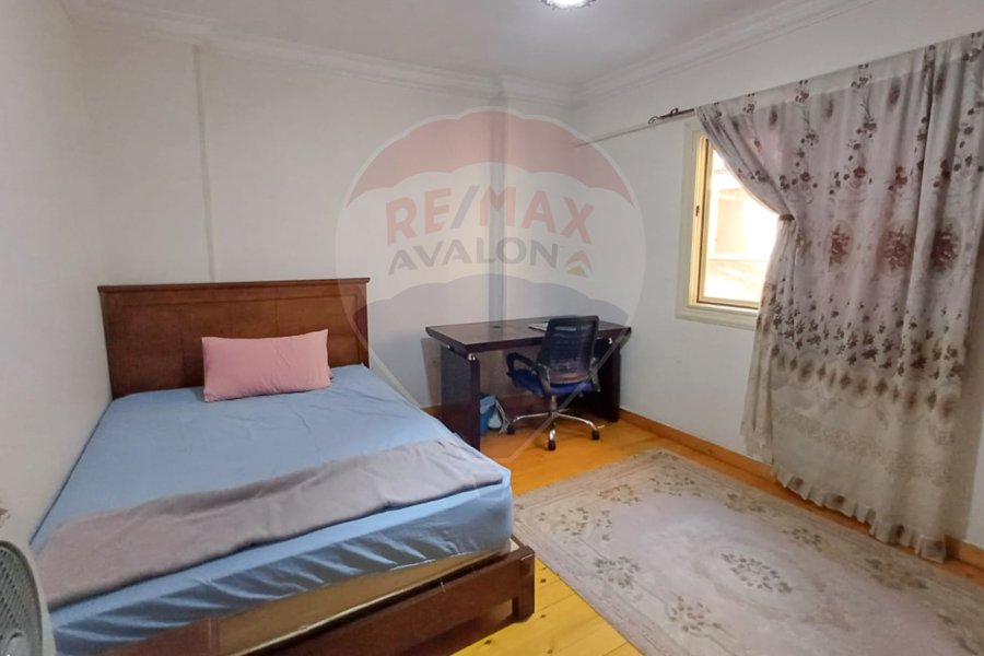Apartment for sale 185 m Kafr Abdo (Sant Giyn Square)