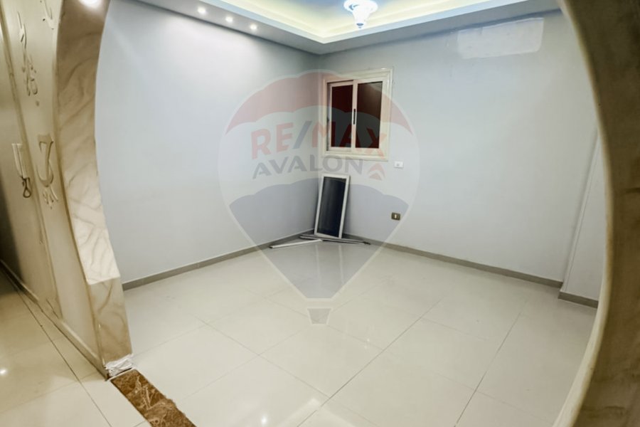 Apartment for sale 150 m Gleem (Steps from the sea - next to Al-Marghany Palace)