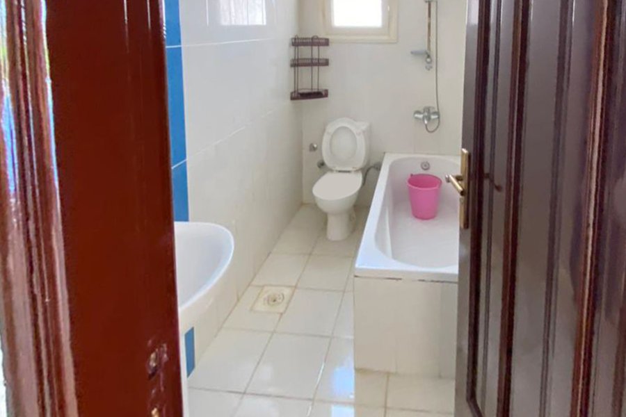 Ground chalet with garden for sale (Lazurde Bay) 140 m