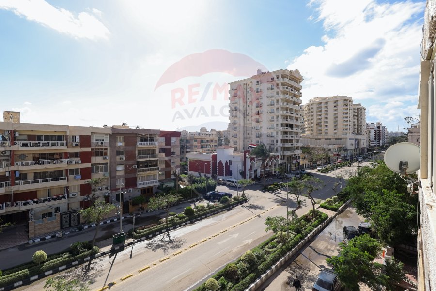 Apartment for sale 130 m Al-Mamoura Beach (Al-Nasr st.)