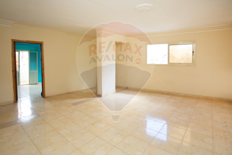 Apartment for sale 120 m in Sidi Gaber (Cleopatra - steps from Abu Kir Street)