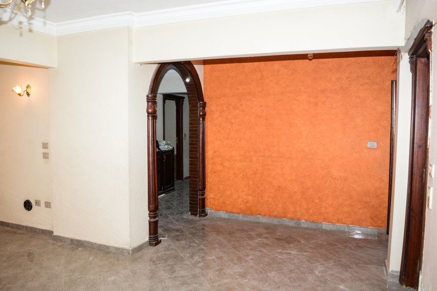 Apartment For Rent 160m Al-Agamy (El hanovail Alexandria Matrouh Road -Beside Classic Patisserie)