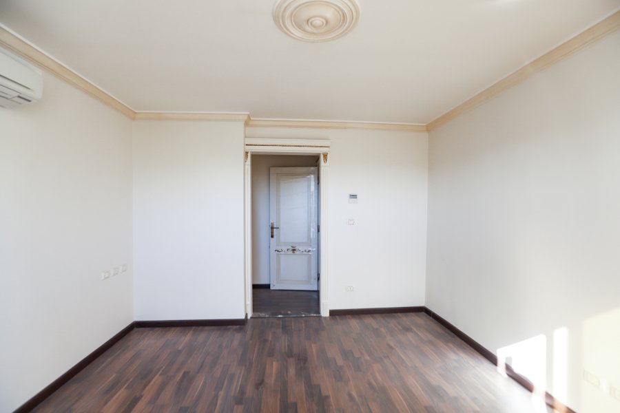 Apartment for sale 297 m Alshatby (in front of AlShlalat park)