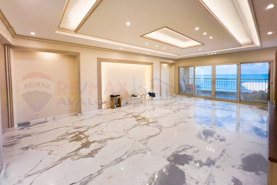 Apartment for sale 480 m Louran (directly on the sea - brand tower)